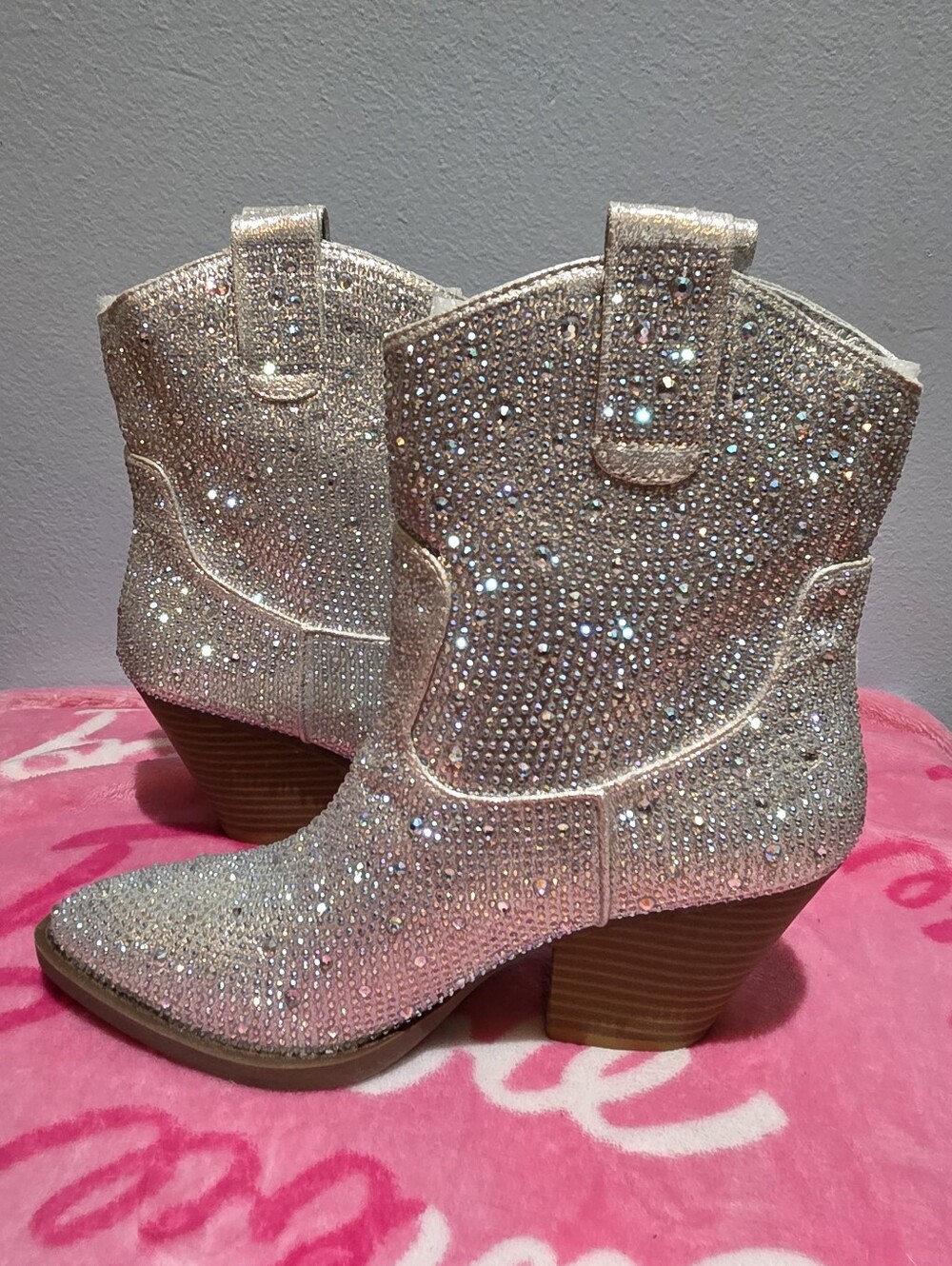 Forever Women's Silver Rhinestone Ankle Boot, Size 6 - Picture 2 of 7